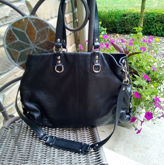 Coach Signature Logo  Excellent Condition - Picture 2 of 5